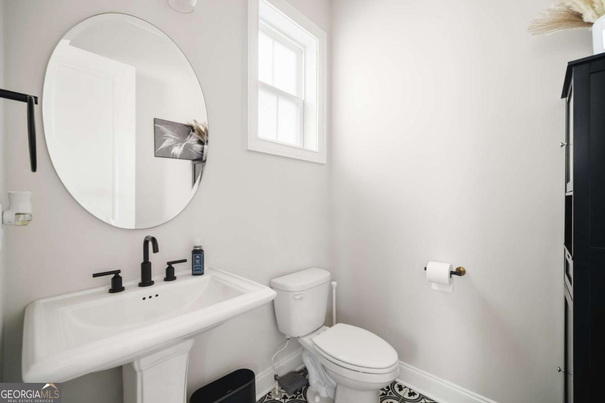 2369 Rover Court Atlanta GA 30317