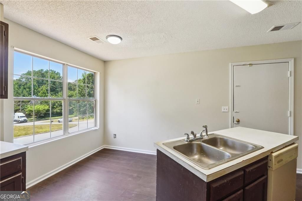 6445 Marsham Drive Atlanta GA 30349