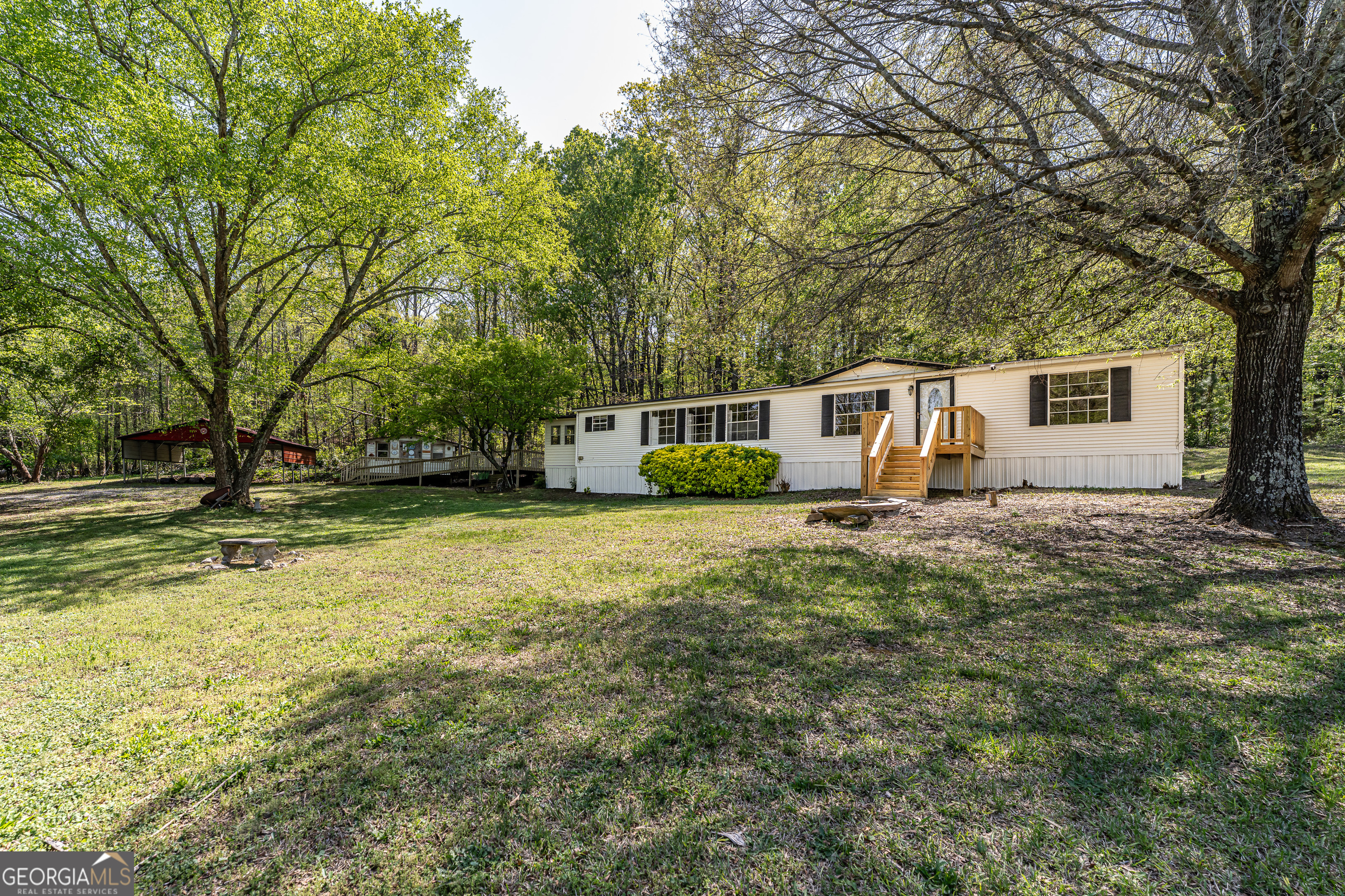 71 Kirk Road NW White GA 30184