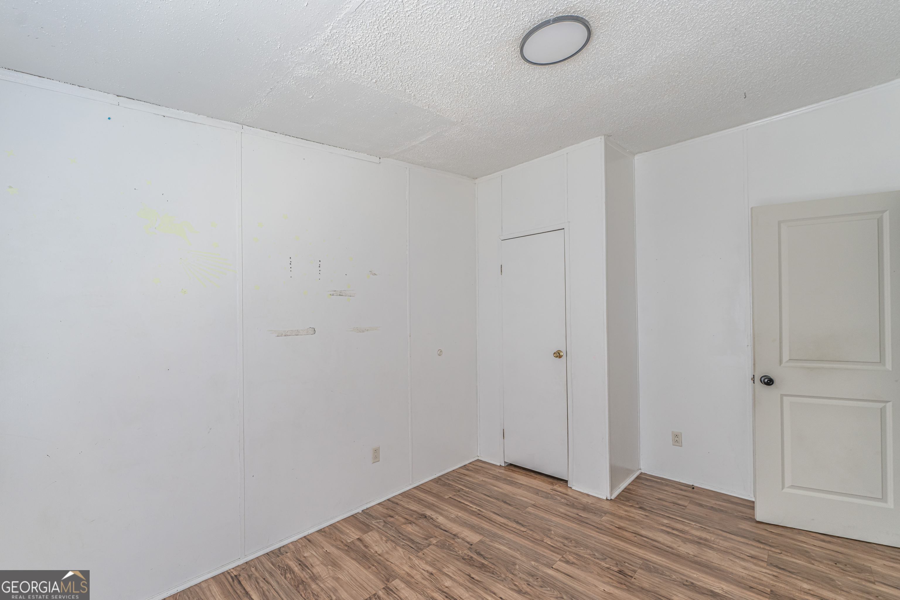 71 Kirk Road NW White GA 30184