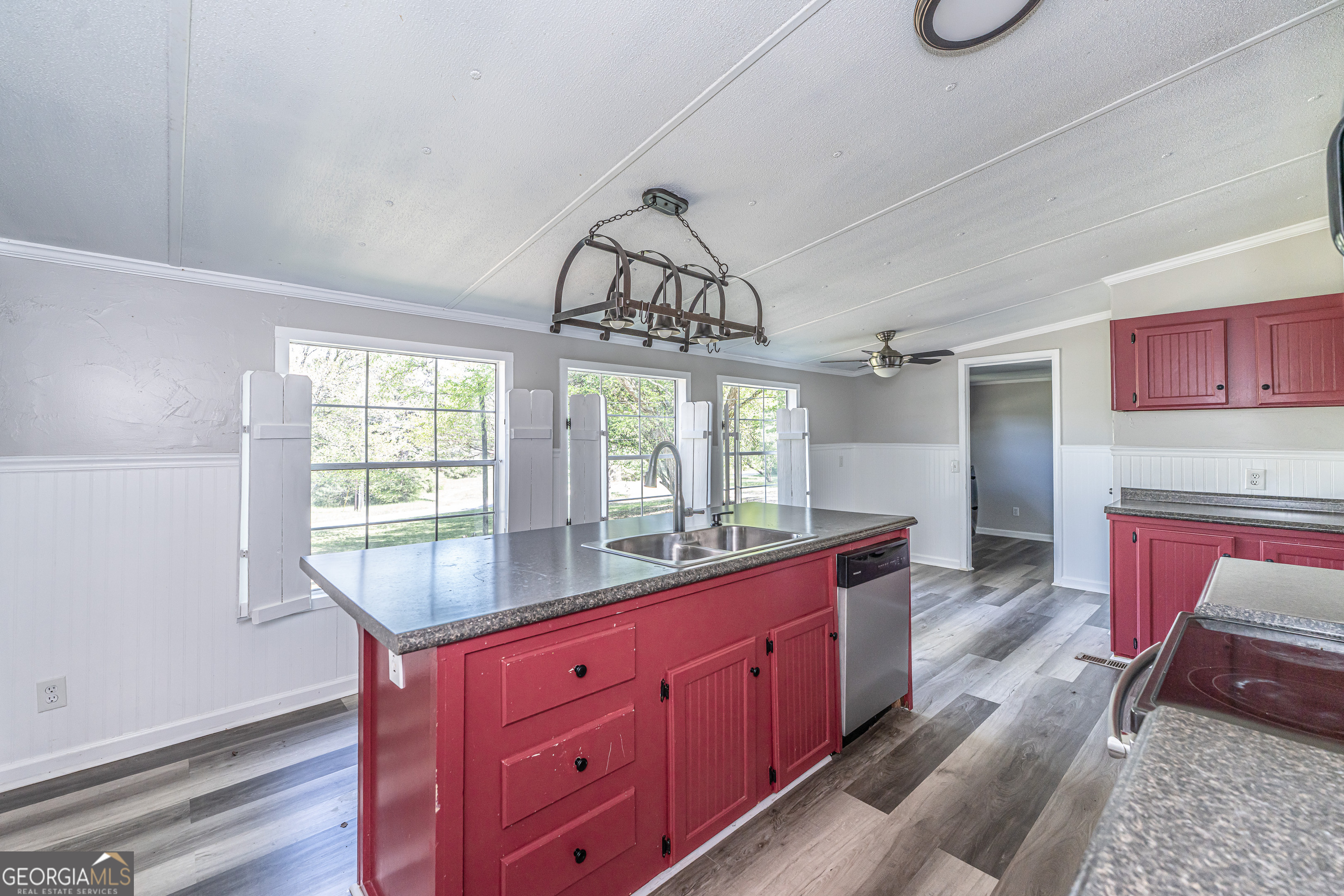 71 Kirk Road NW White GA 30184
