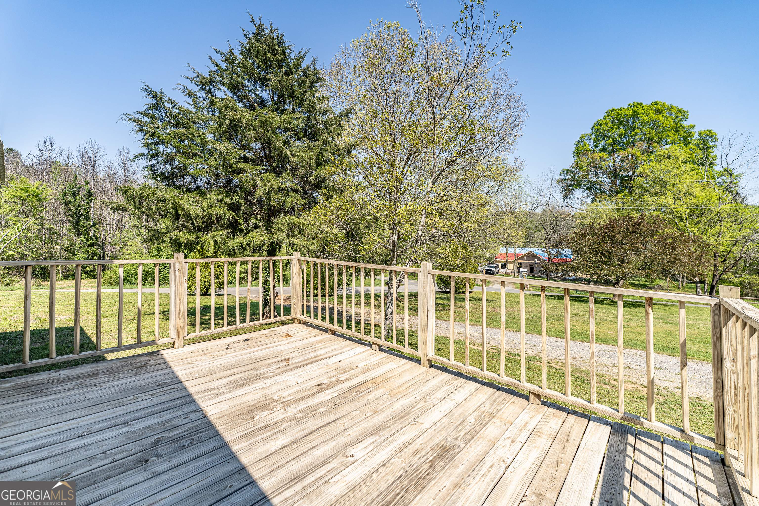 71 Kirk Road NW White GA 30184