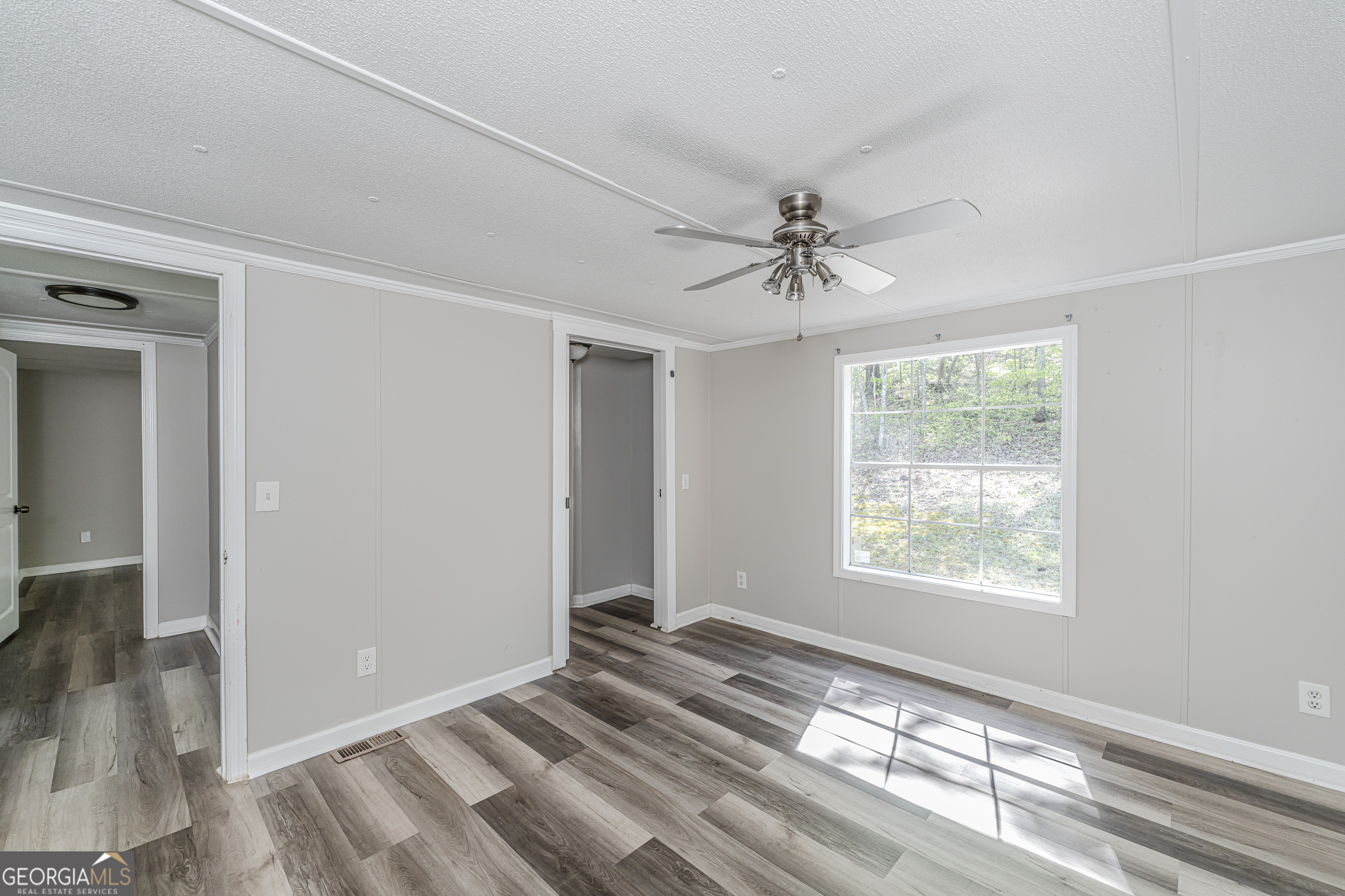 71 Kirk Road NW White GA 30184