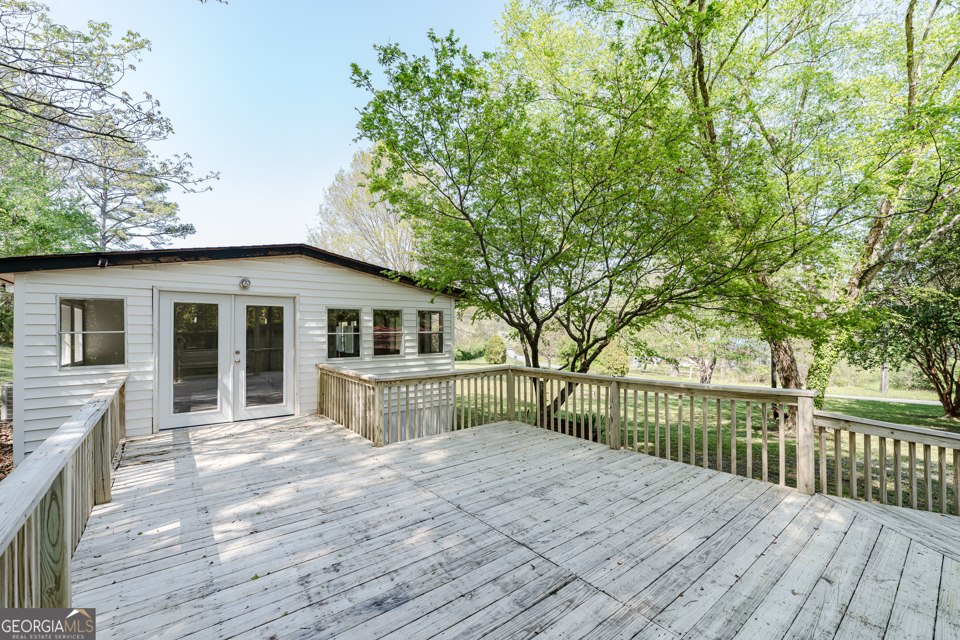 71 Kirk Road NW White GA 30184
