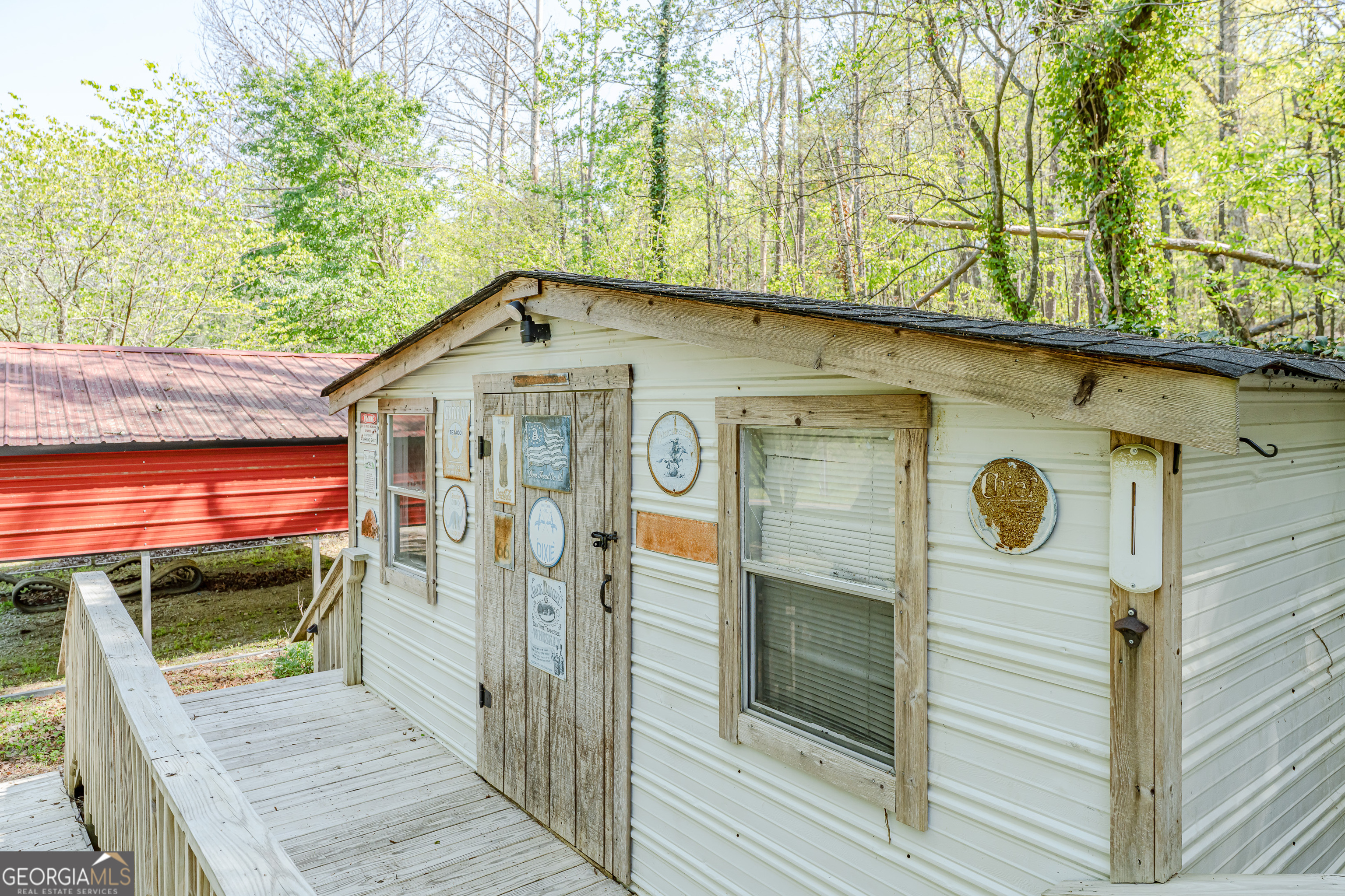 71 Kirk Road NW White GA 30184