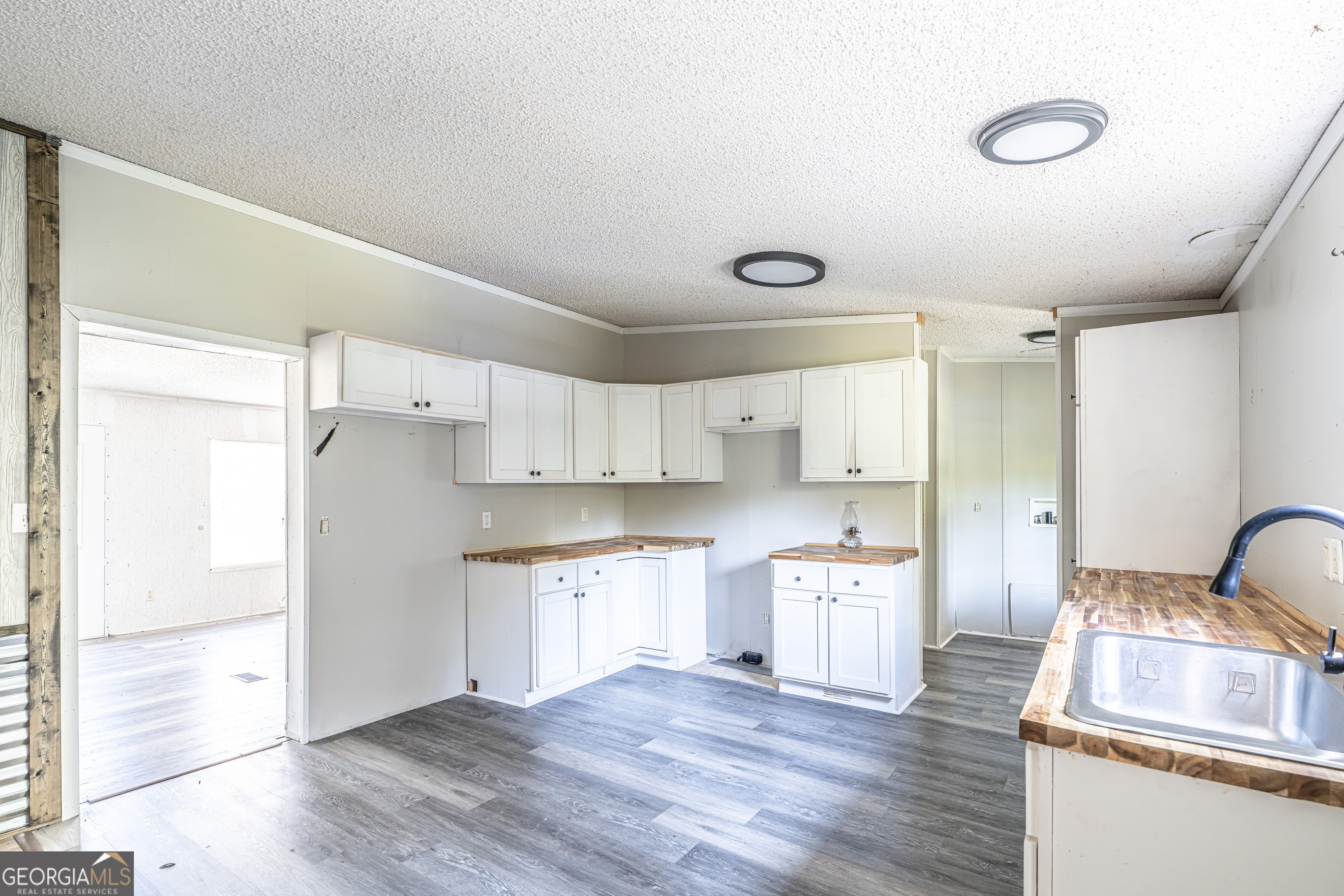71 Kirk Road NW White GA 30184