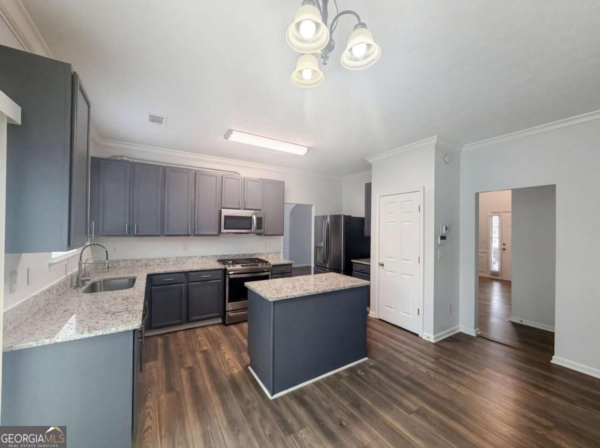 2662 Whispering Pines Drive Grayson GA 30017