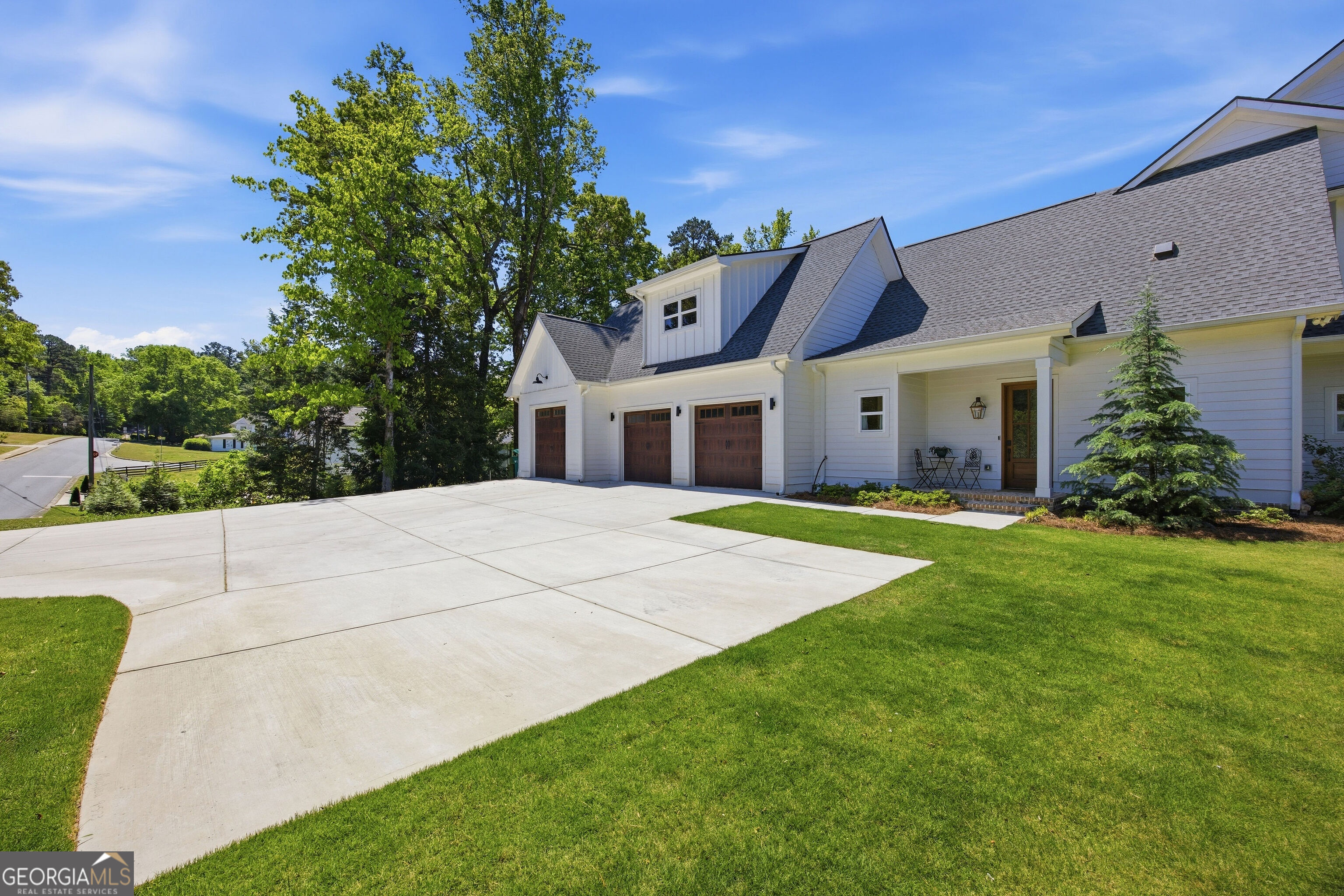 985 Whitehead Road Sugar Hill GA 30518