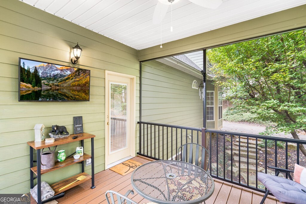 82 Hebron Way Young Harris GA 30582