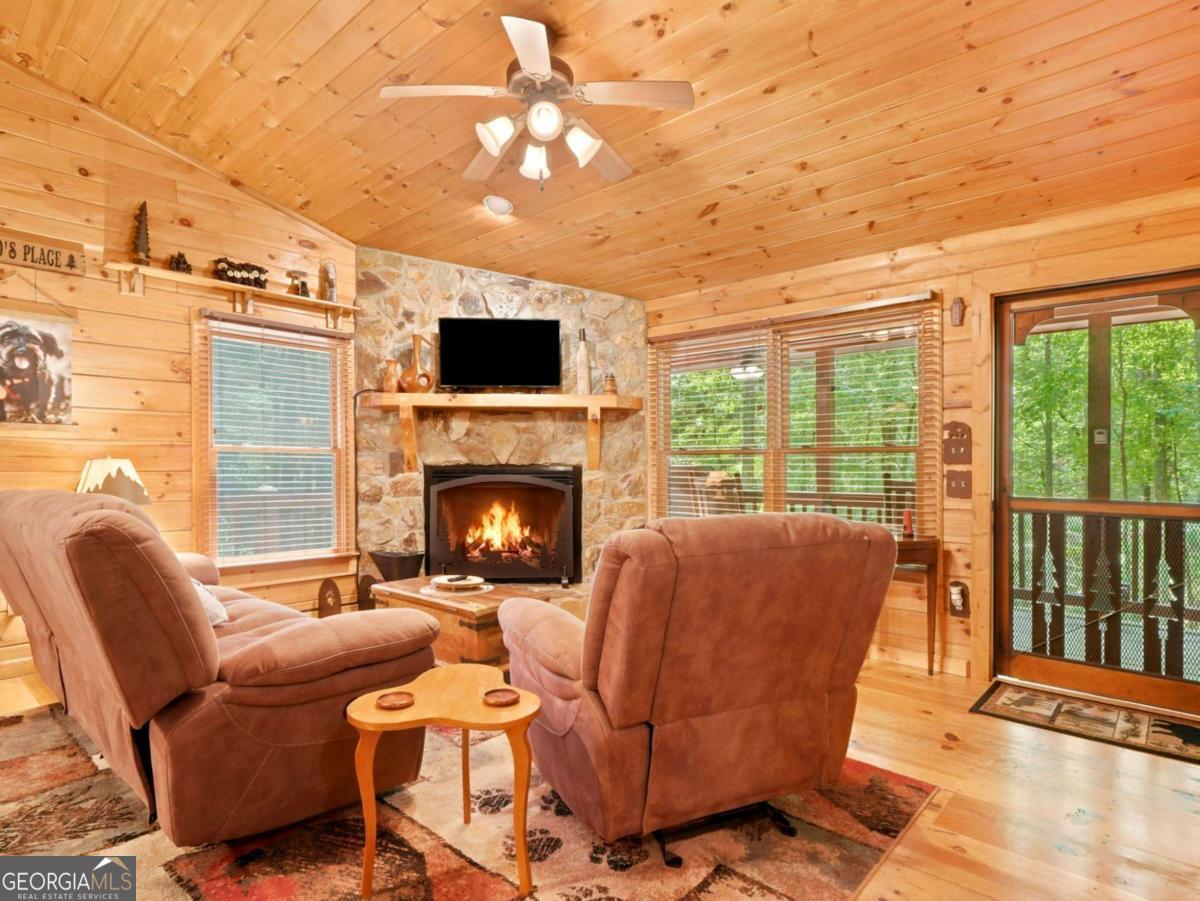 151 Hatchet Trail Cherry Log GA 30522
