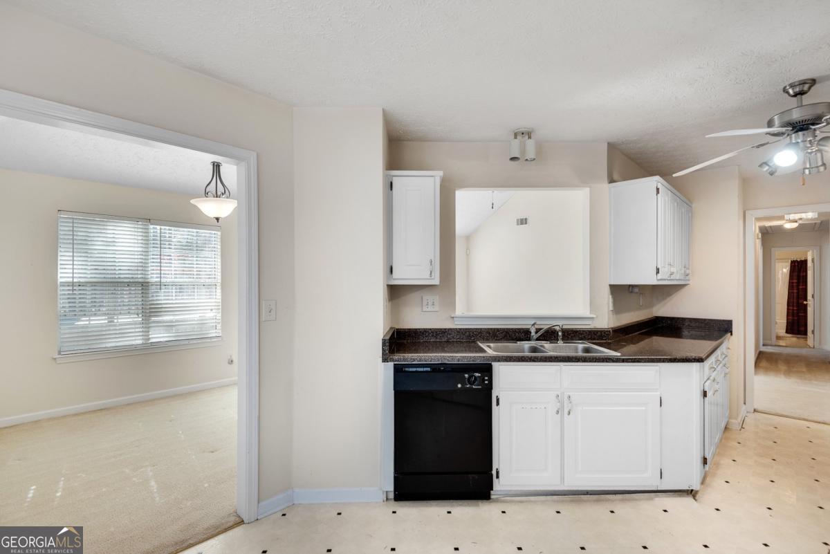 1174 Drawbridge Drive Riverdale GA 30296