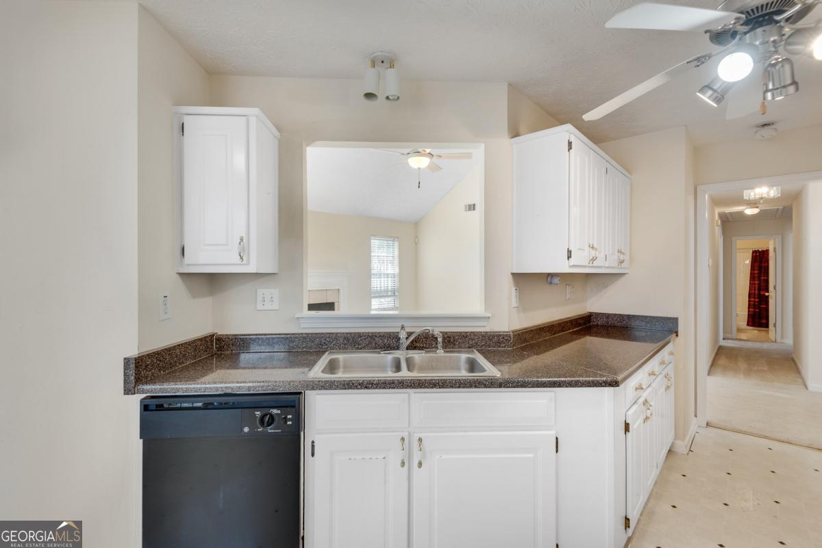 1174 Drawbridge Drive Riverdale GA 30296