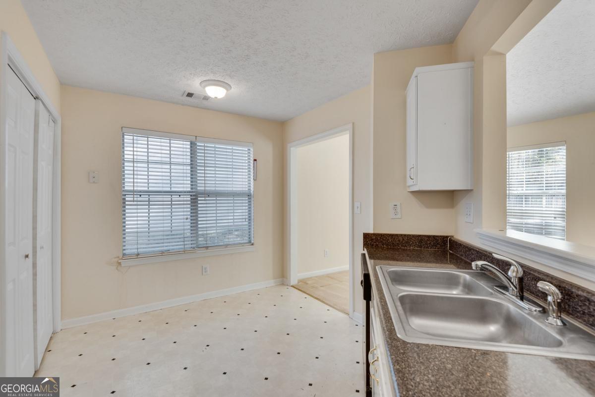 1174 Drawbridge Drive Riverdale GA 30296