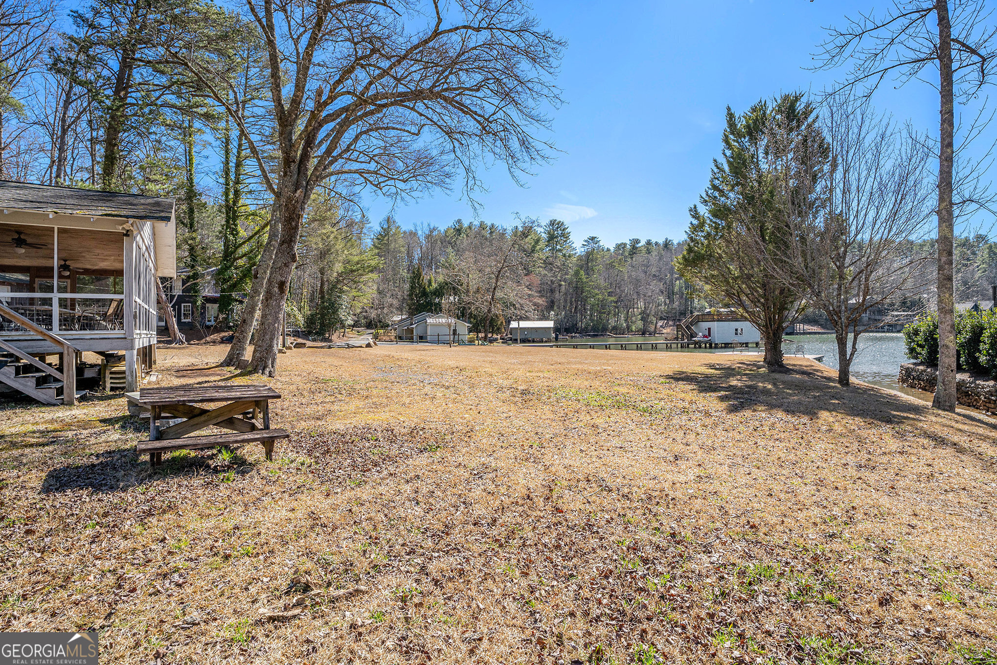 5622 Murray Cove Road Tiger GA 30576