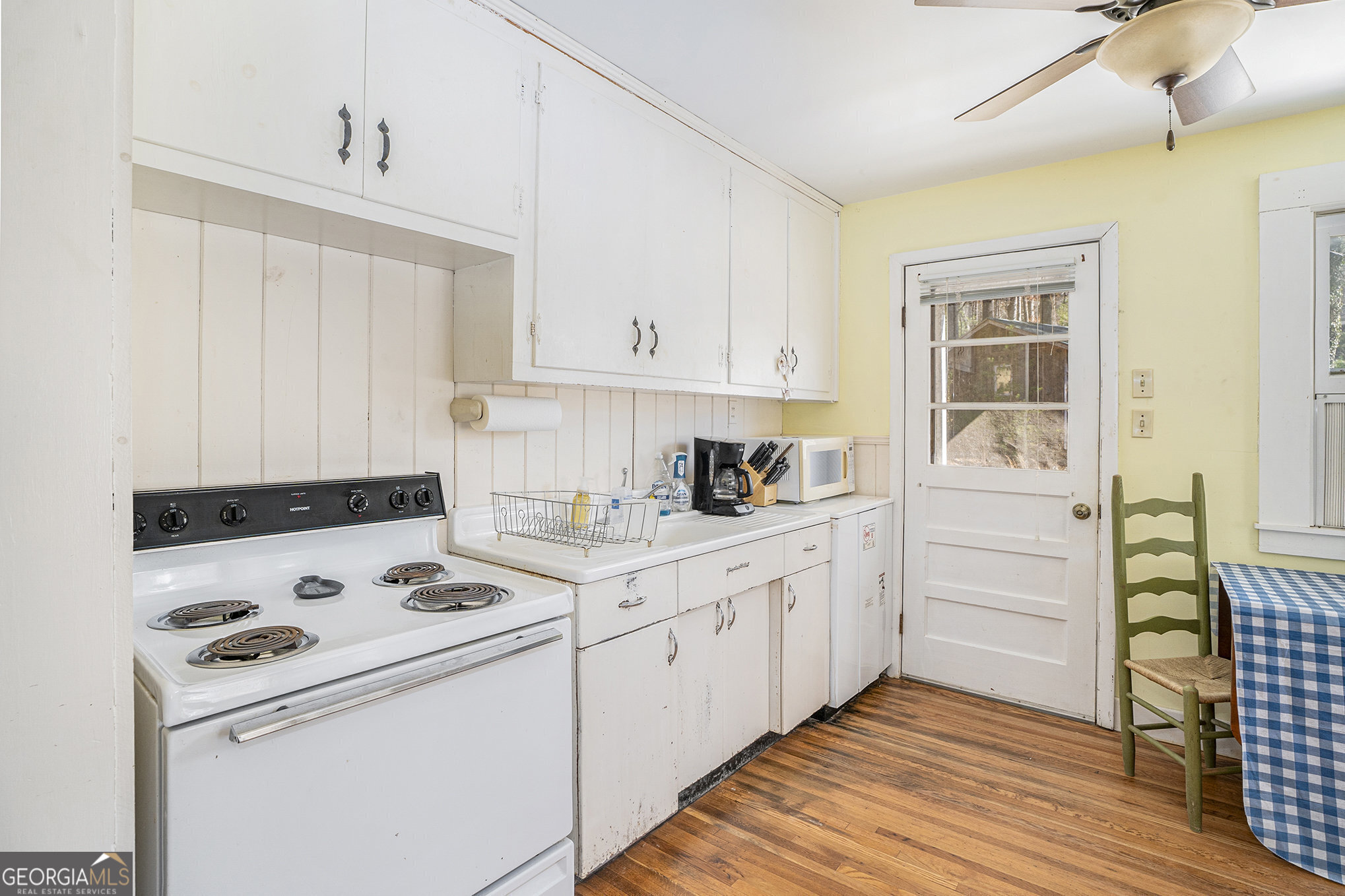 5622 Murray Cove Road Tiger GA 30576