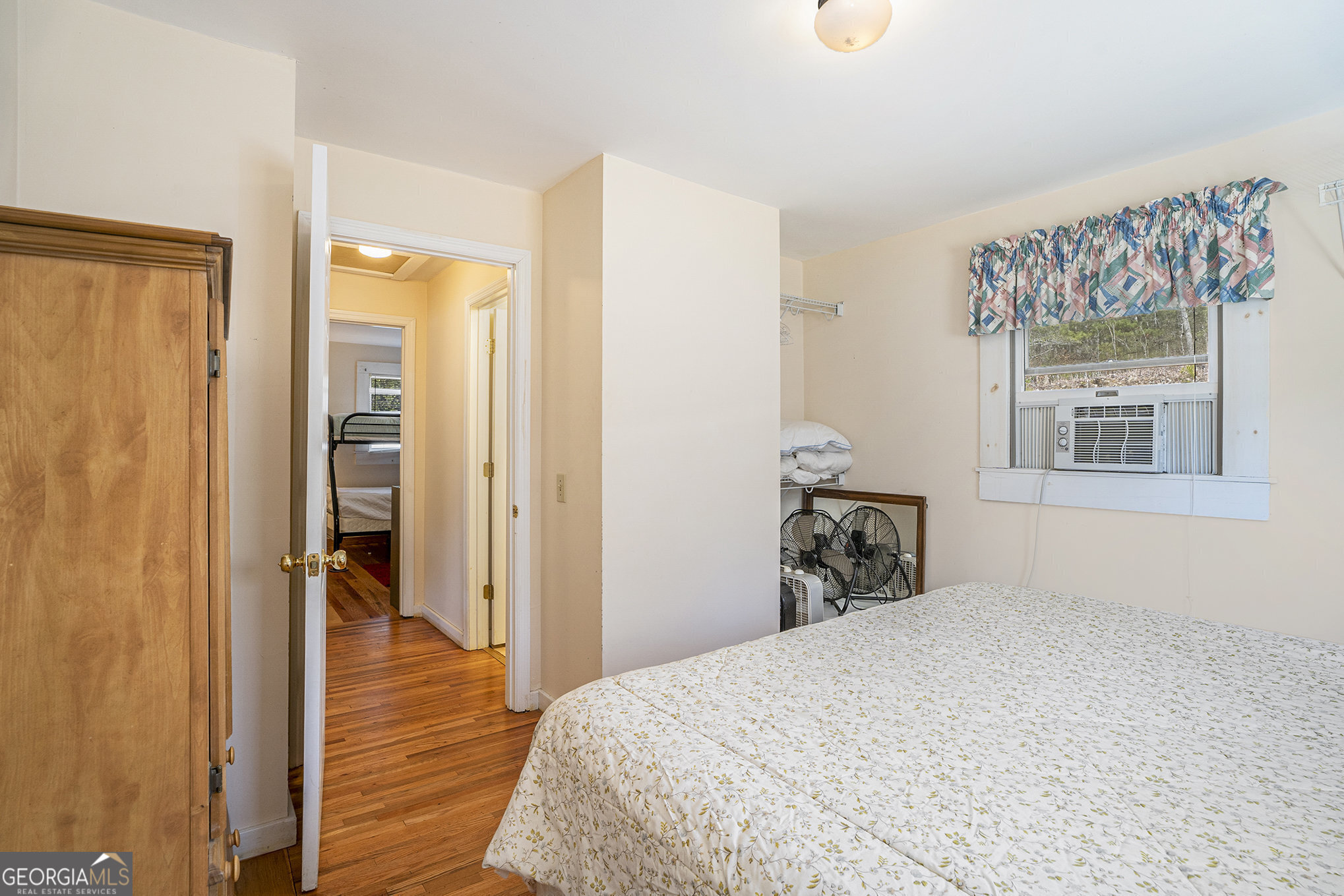 5622 Murray Cove Road Tiger GA 30576