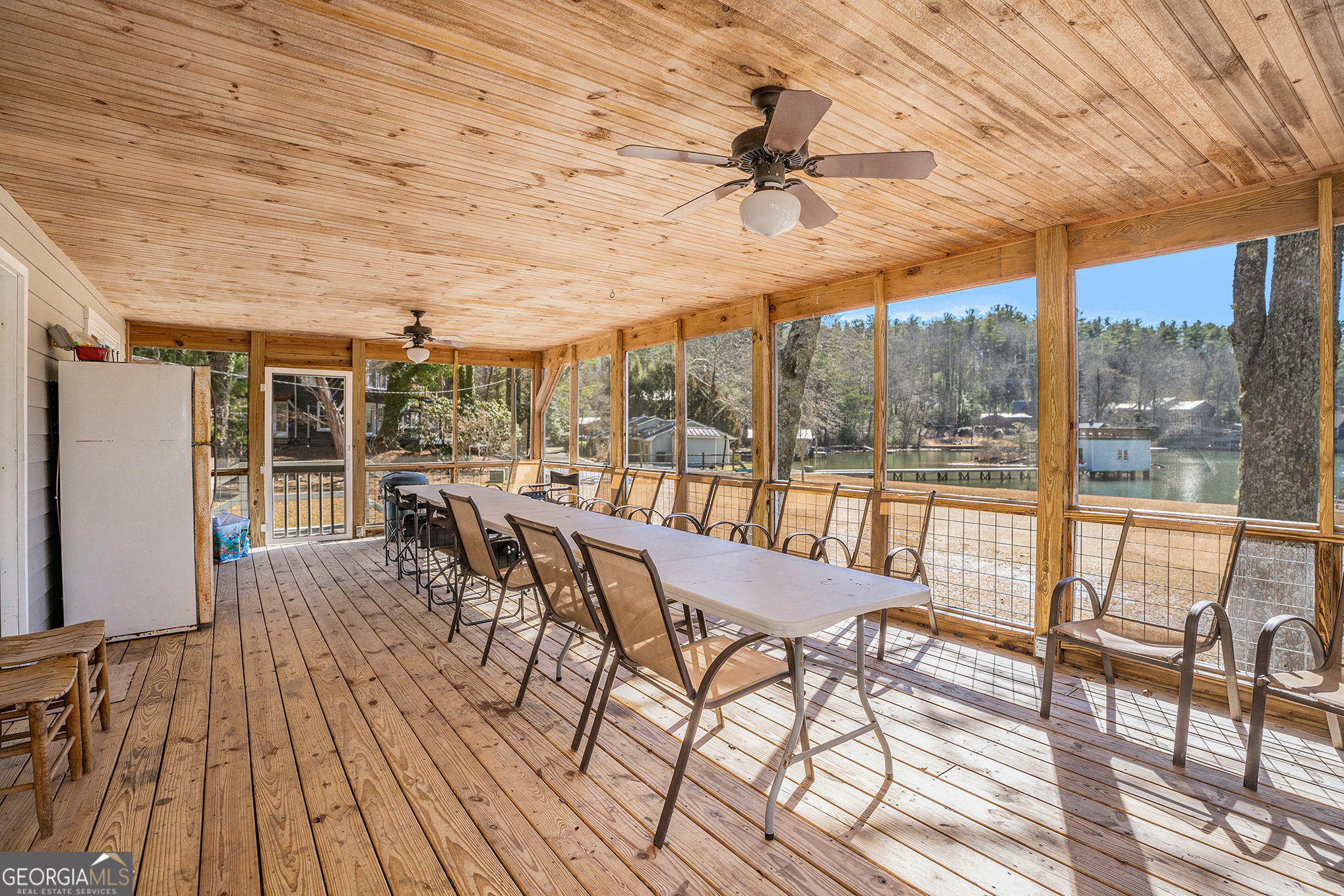 5622 Murray Cove Road Tiger GA 30576