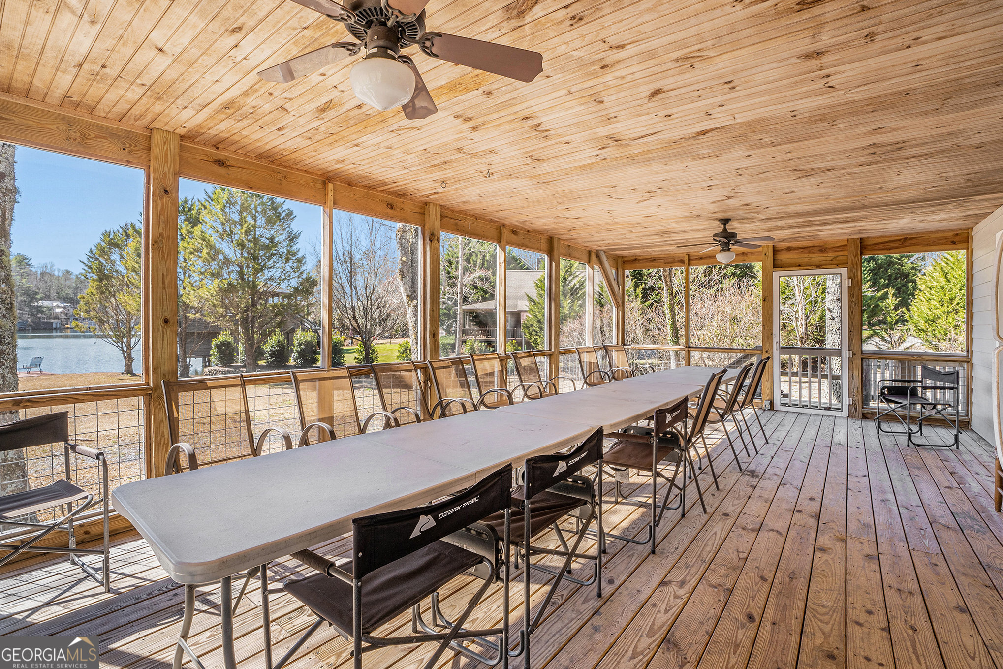 5622 Murray Cove Road Tiger GA 30576