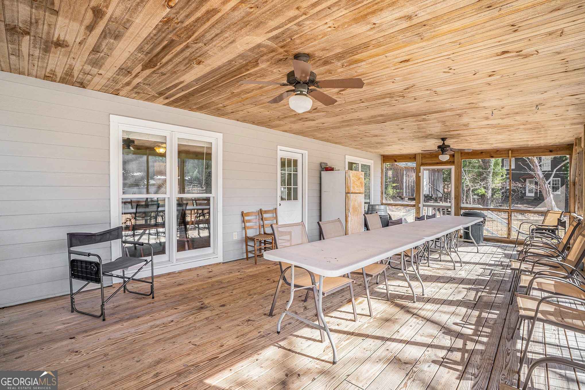 5622 Murray Cove Road Tiger GA 30576
