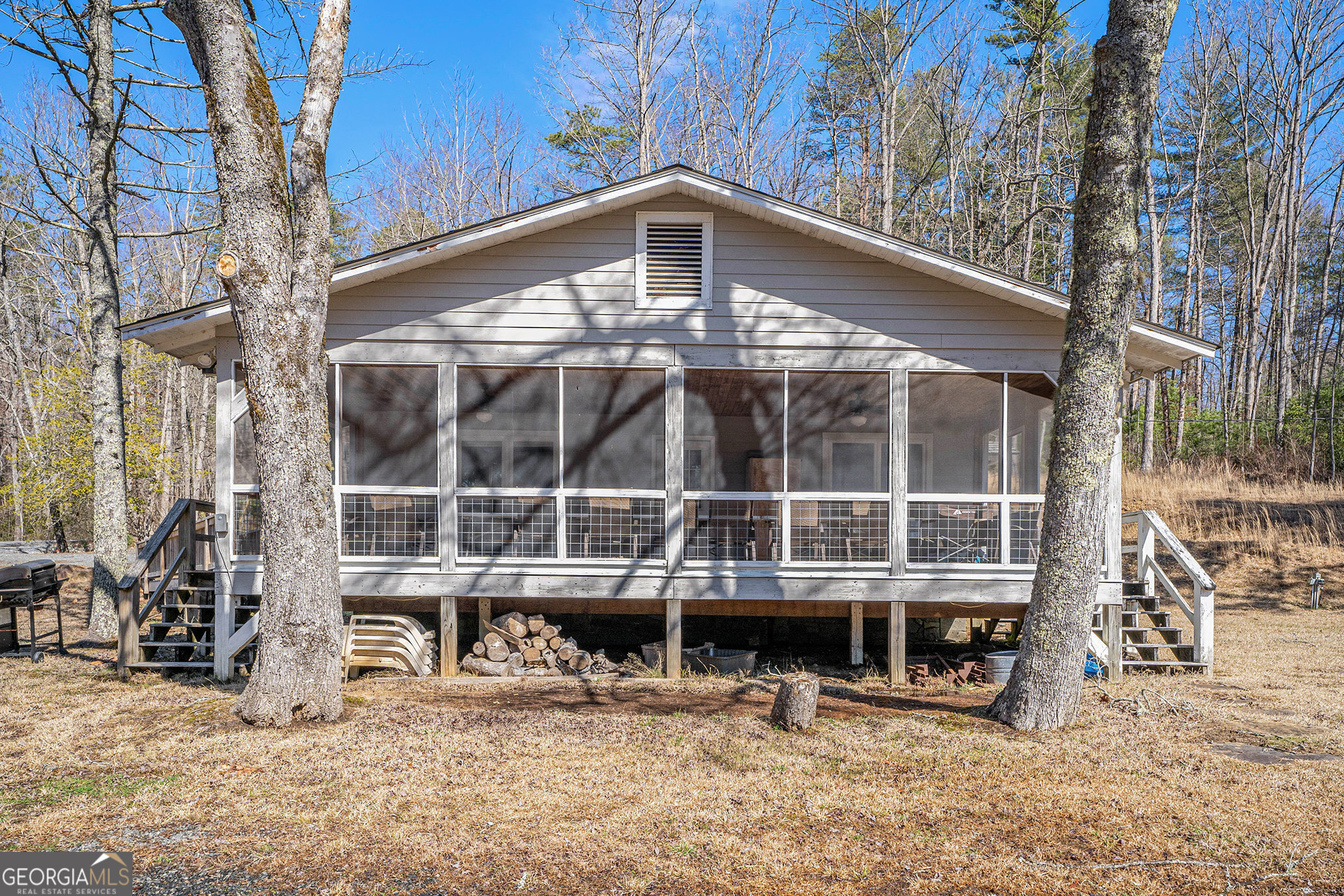 5622 Murray Cove Road Tiger GA 30576