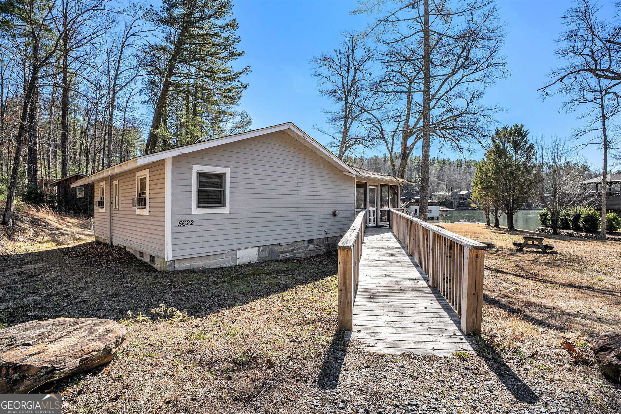 5622 Murray Cove Road Tiger GA 30576