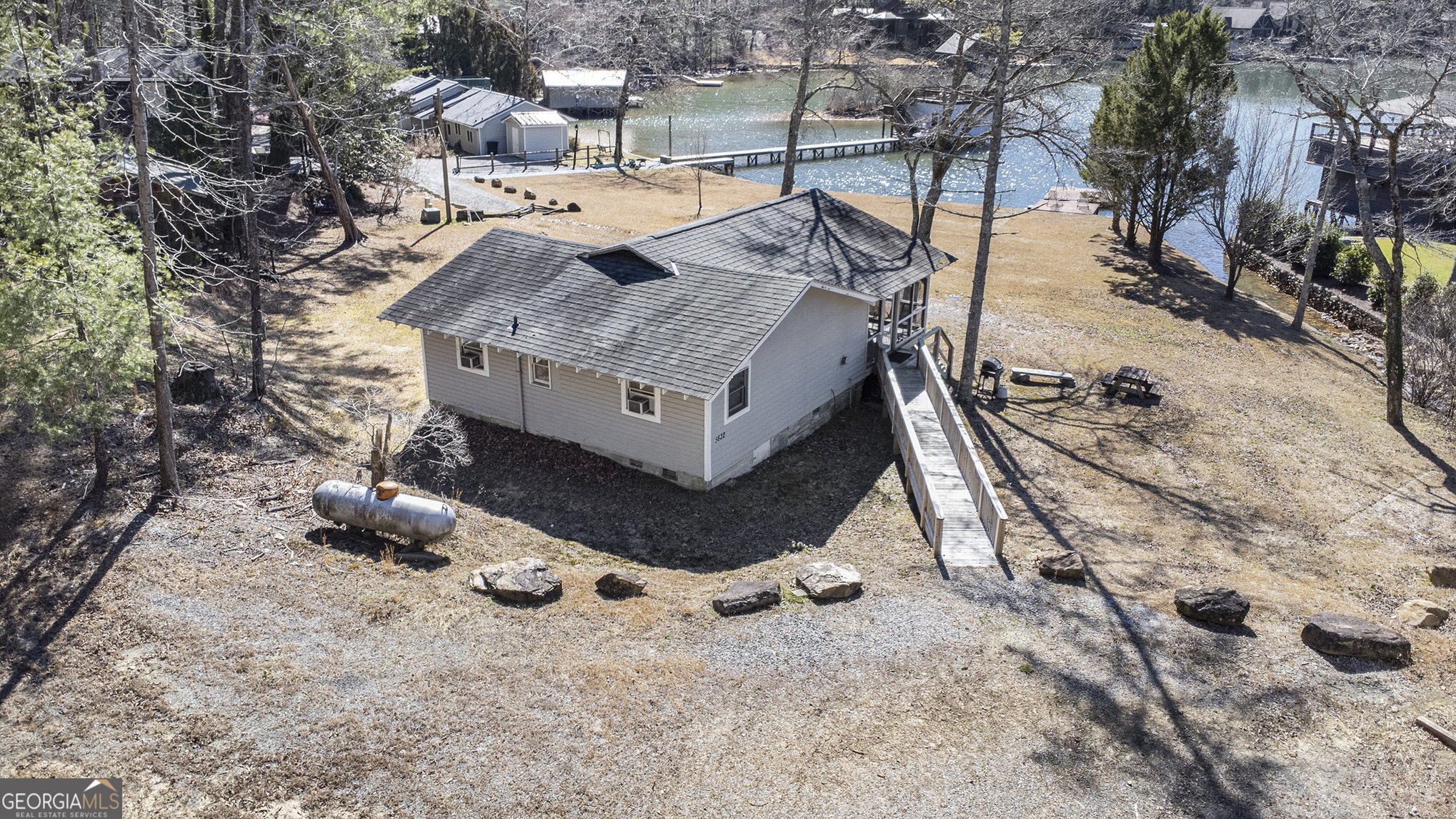 5622 Murray Cove Road Tiger GA 30576