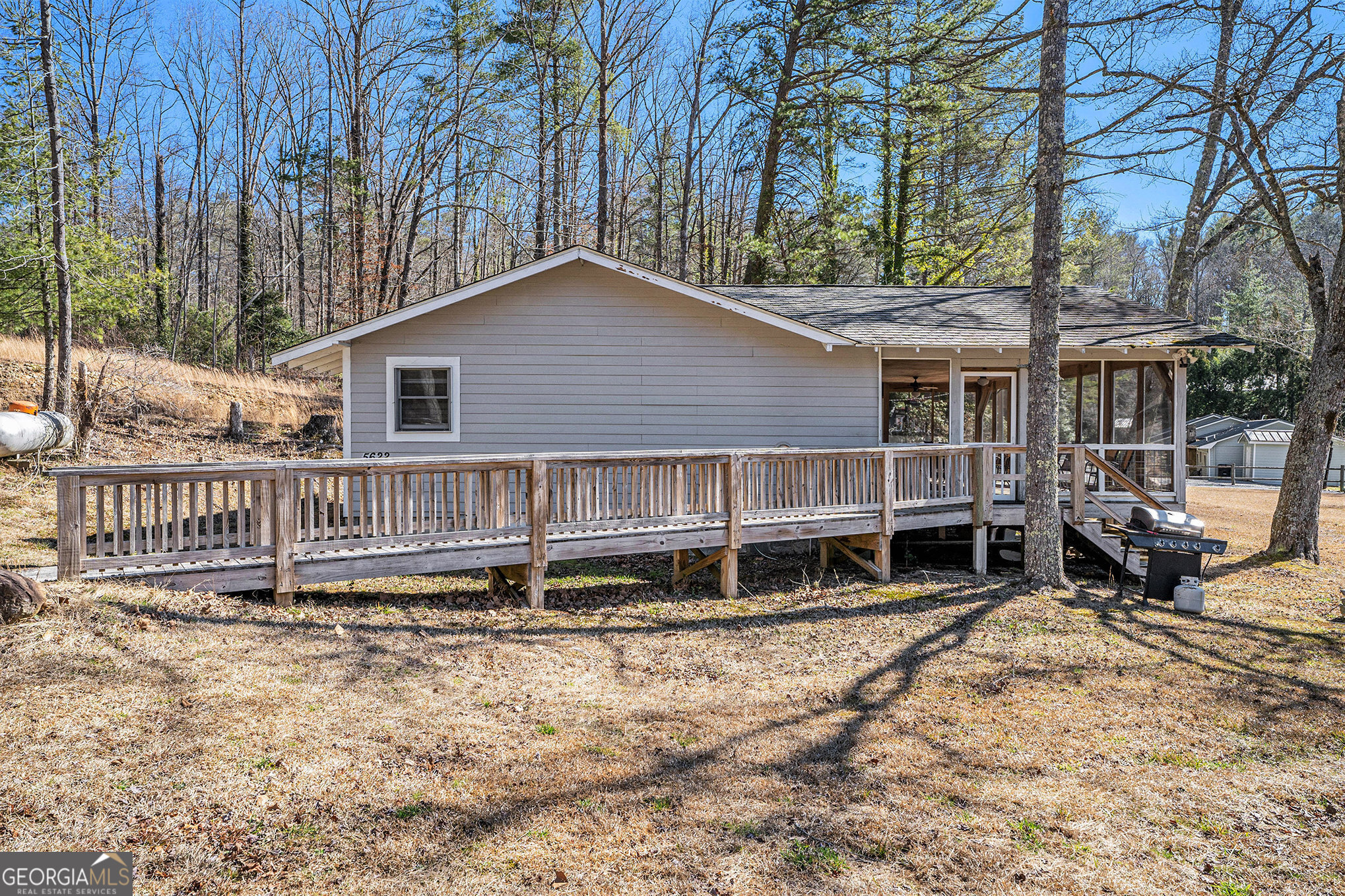5622 Murray Cove Road Tiger GA 30576