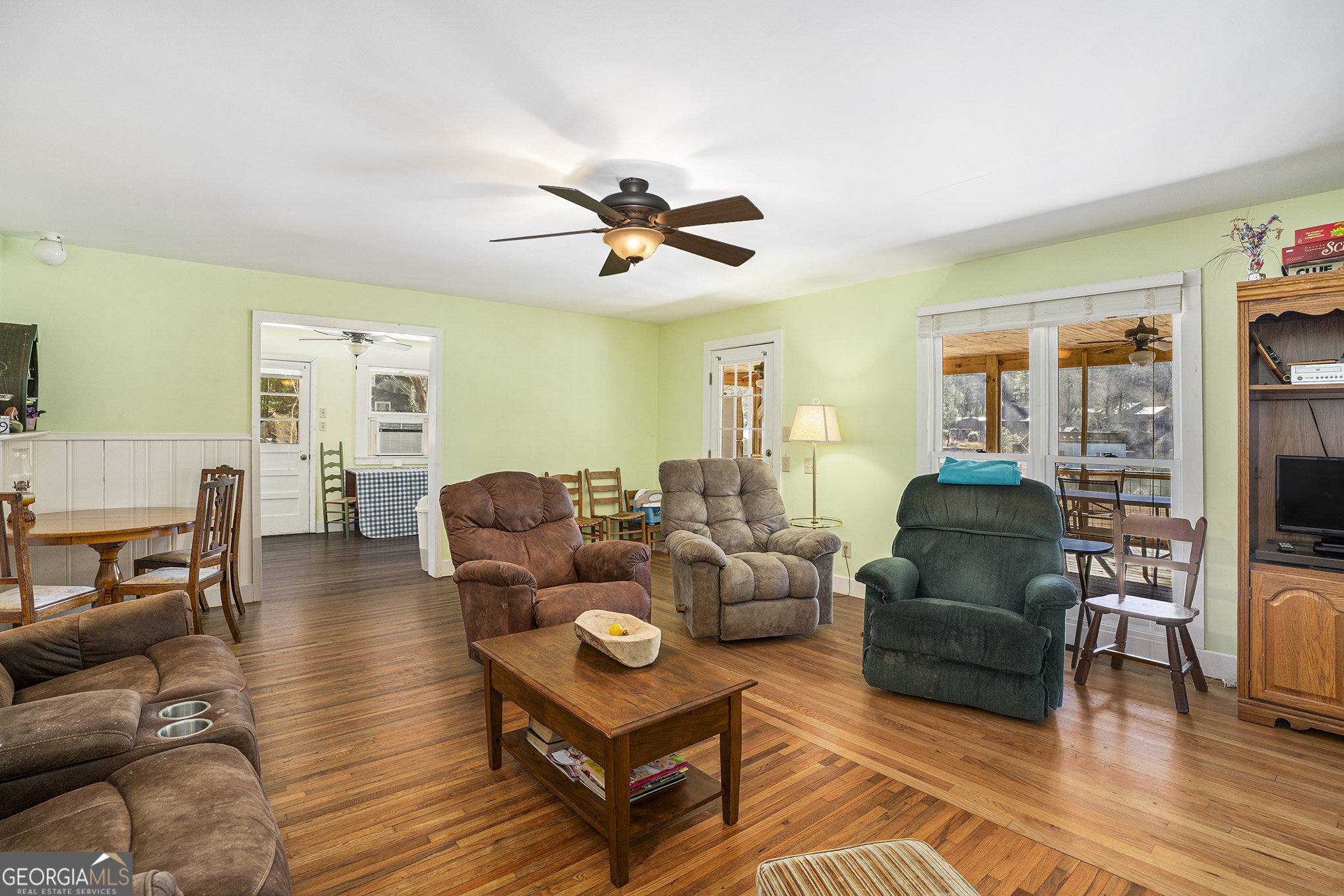5622 Murray Cove Road Tiger GA 30576