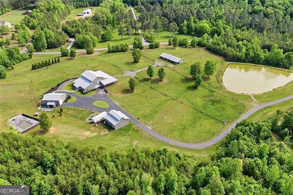 445 E Valley Road NE Rydal GA 30171