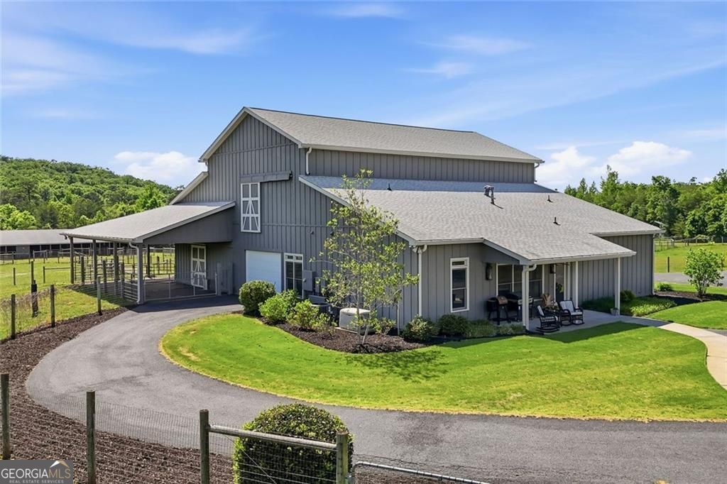 445 E Valley Road NE Rydal GA 30171