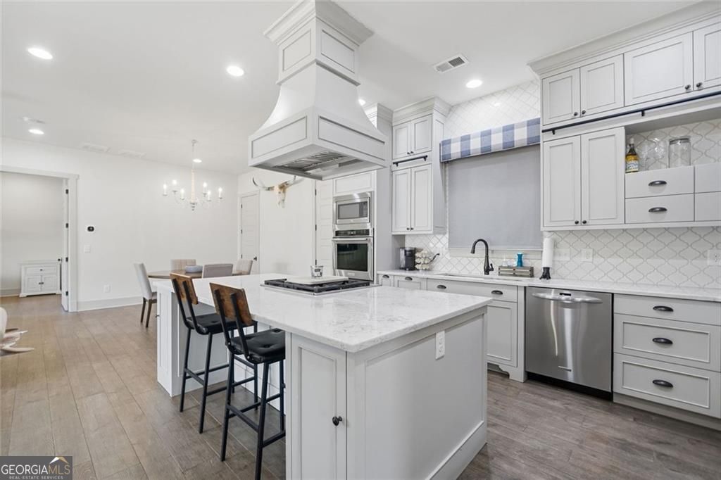 445 E Valley Road NE Rydal GA 30171