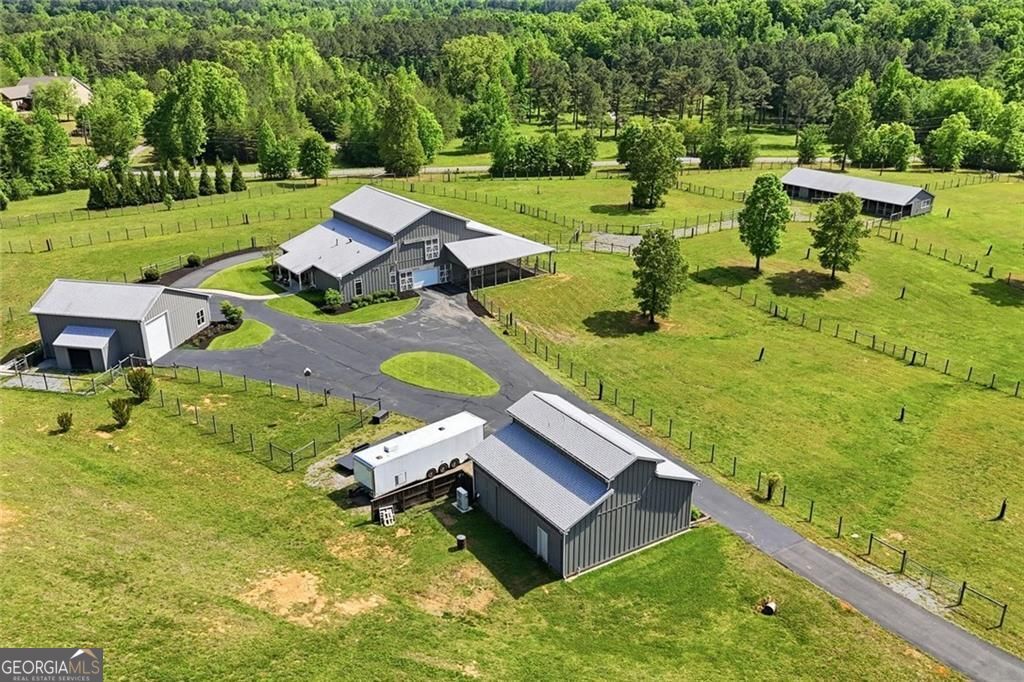 445 E Valley Road NE Rydal GA 30171