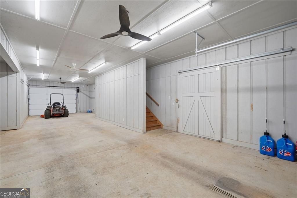 445 E Valley Road NE Rydal GA 30171