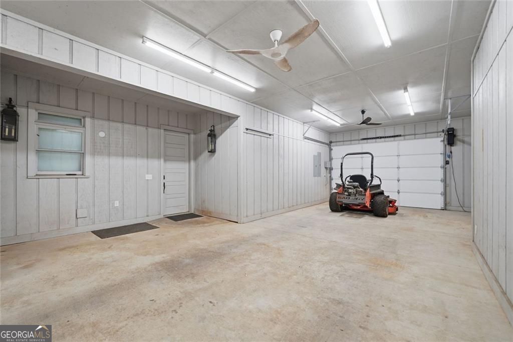 445 E Valley Road NE Rydal GA 30171