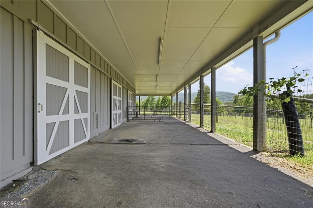 445 E Valley Road NE Rydal GA 30171