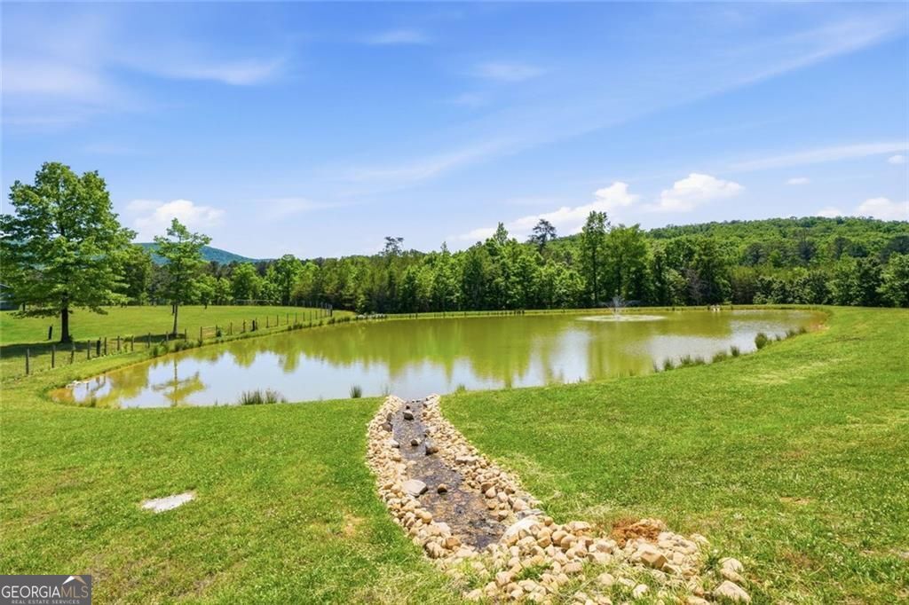 445 E Valley Road NE Rydal GA 30171