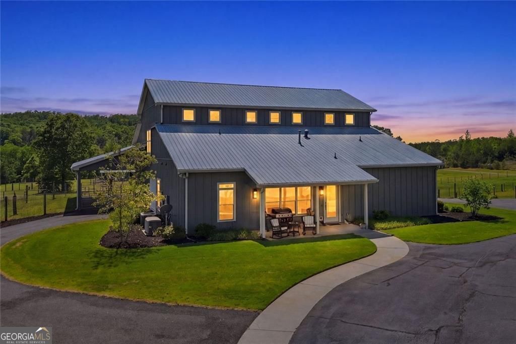 445 E Valley Road NE Rydal GA 30171