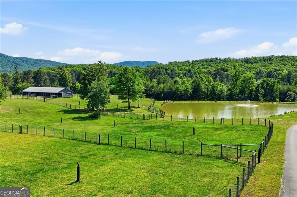 445 E Valley Road NE Rydal GA 30171