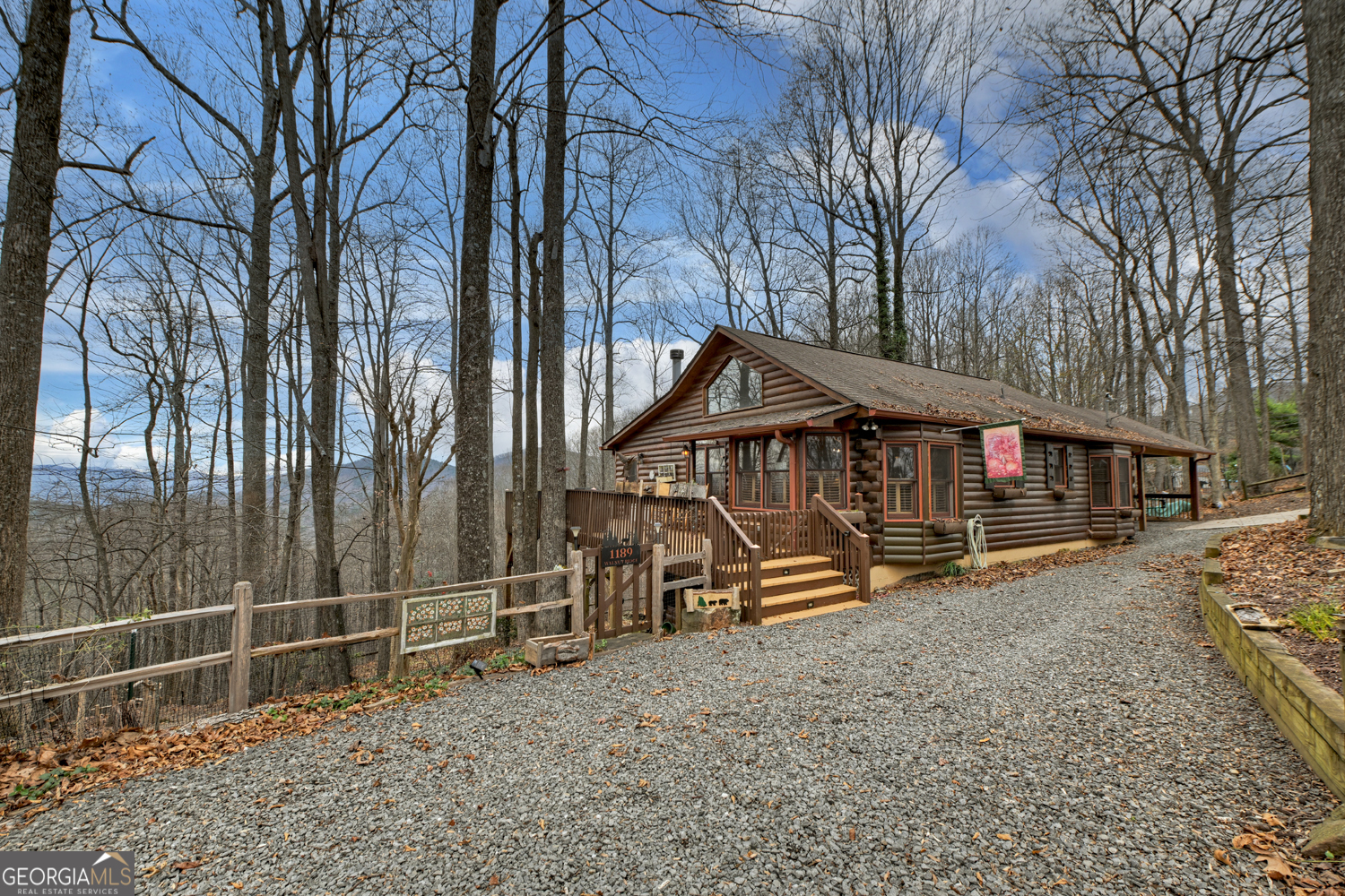 1189 Walnut Ridge Ellijay GA 30536