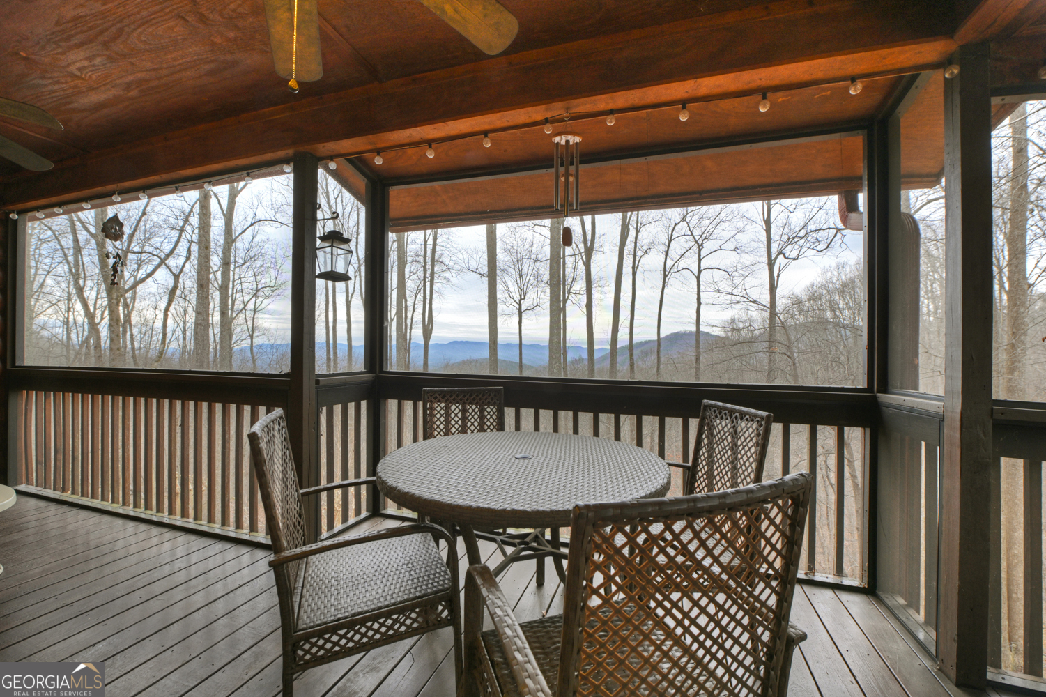 1189 Walnut Ridge Ellijay GA 30536