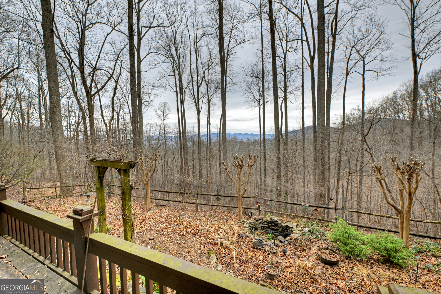 1189 Walnut Ridge Ellijay GA 30536