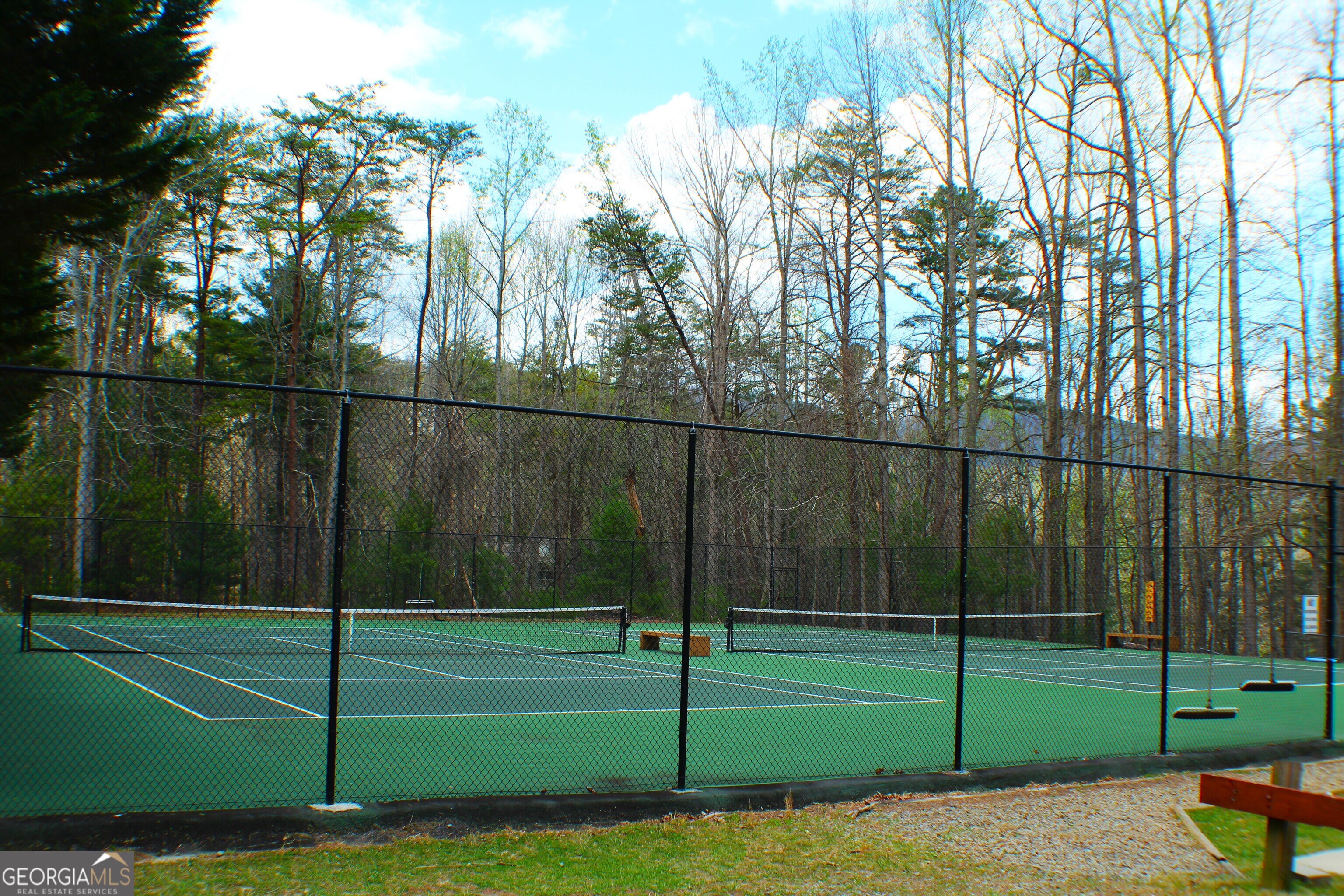 1189 Walnut Ridge Ellijay GA 30536