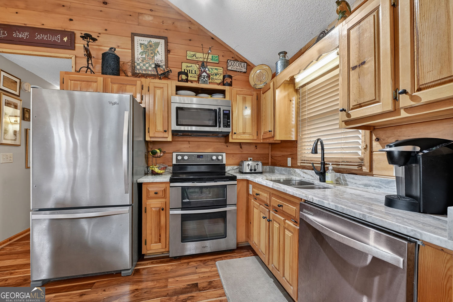 1189 Walnut Ridge Ellijay GA 30536