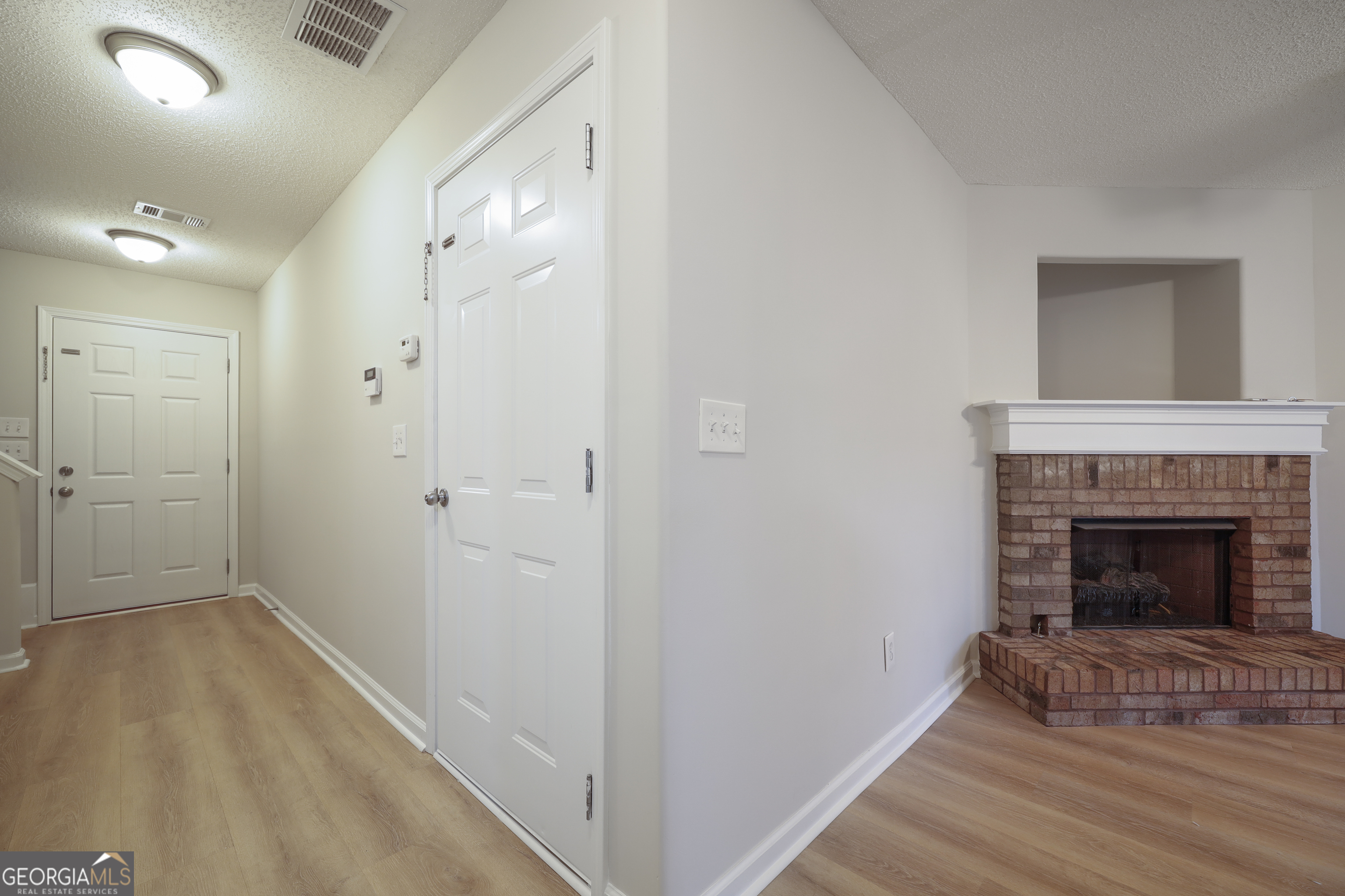 1442 Box Circle Winder GA 30680