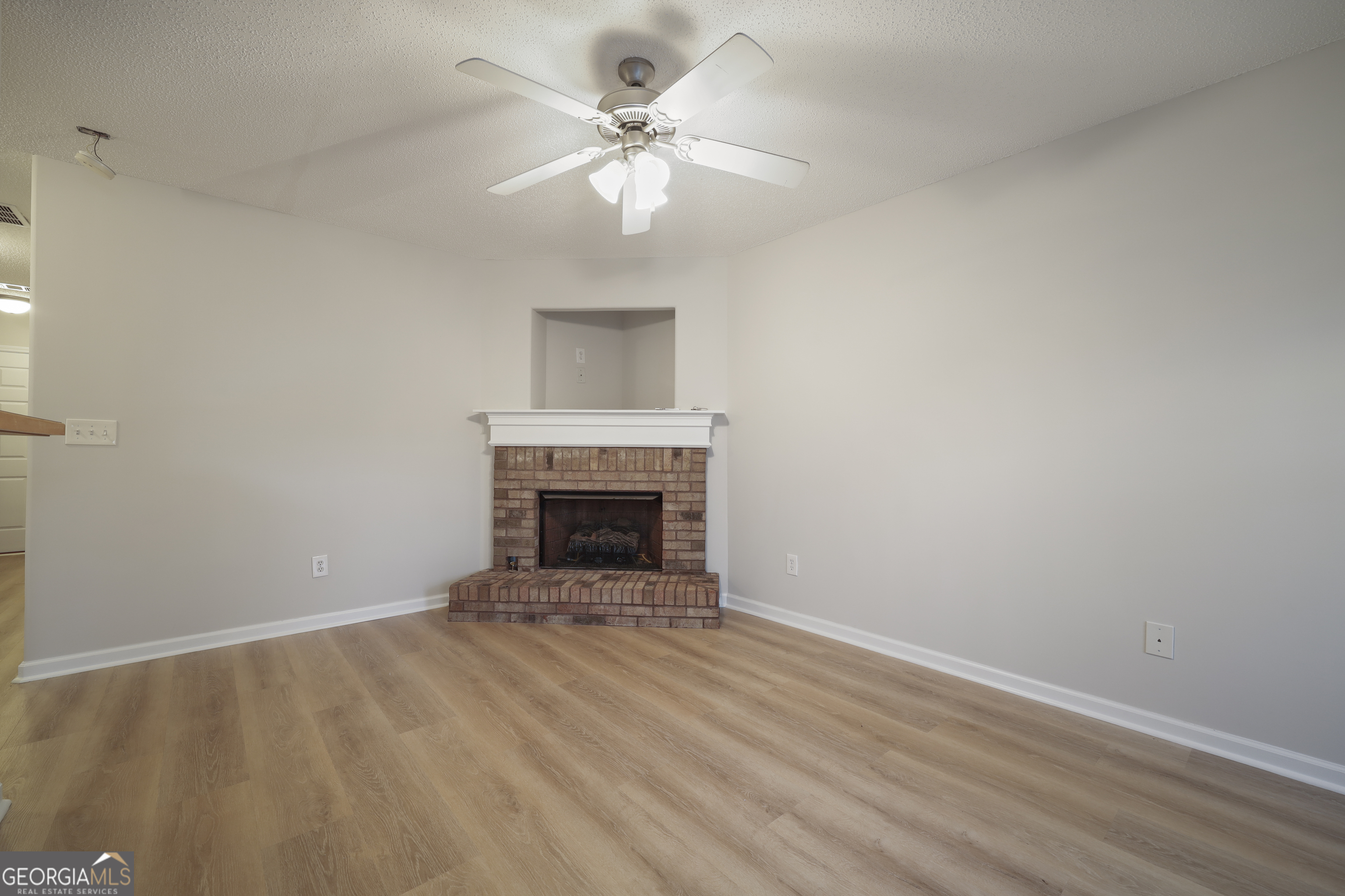 1442 Box Circle Winder GA 30680
