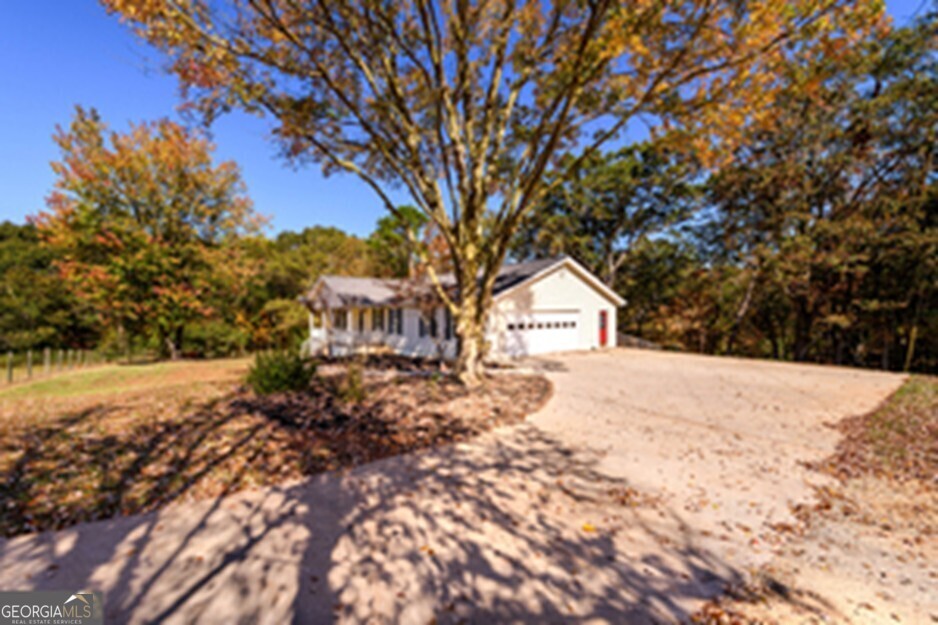 173 Deer Creek Farm Road Hartwell GA 30643