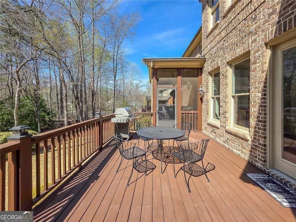1485 White Rose Court Kennesaw GA 30152