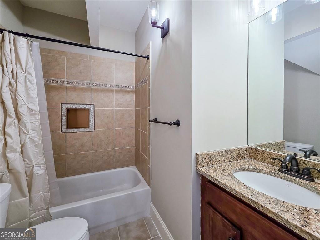 1485 White Rose Court Kennesaw GA 30152