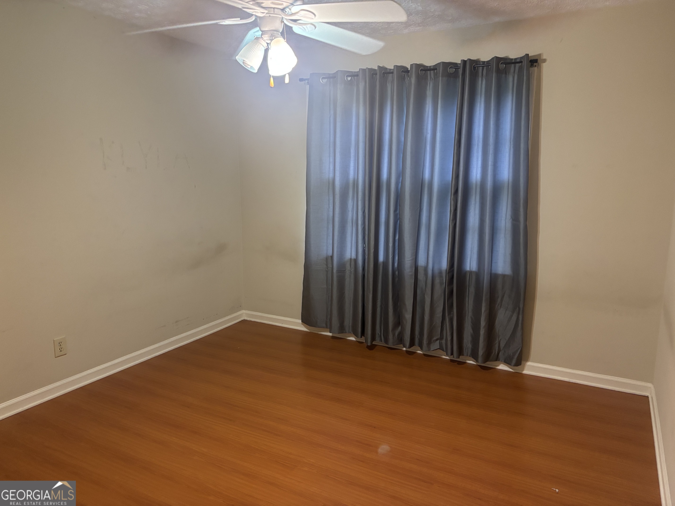 1966 Kensington High Street SW Lilburn GA 30047
