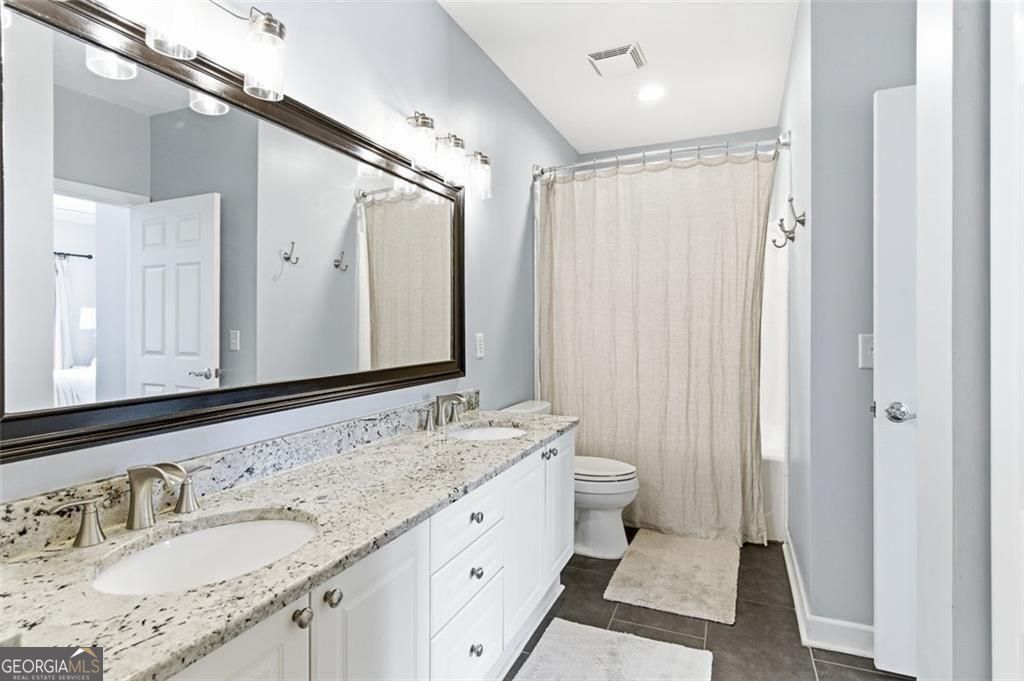 235 Ashford Circle Atlanta GA 30338